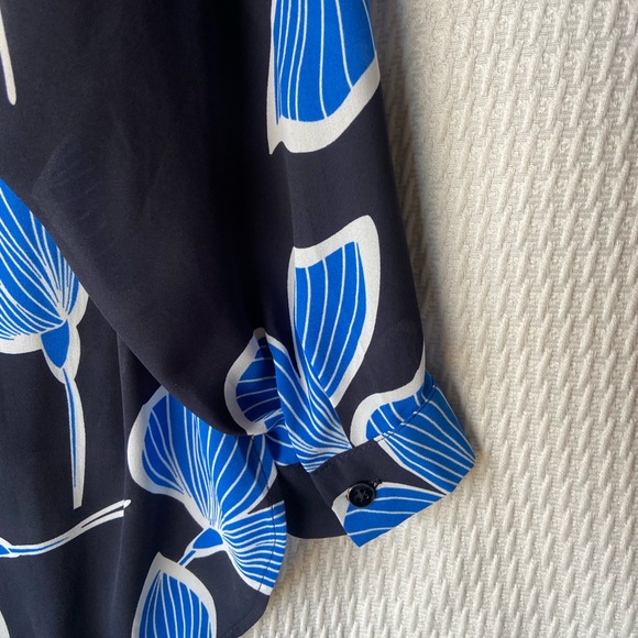 Cabi Regal Blouse - Picture 2 of 4